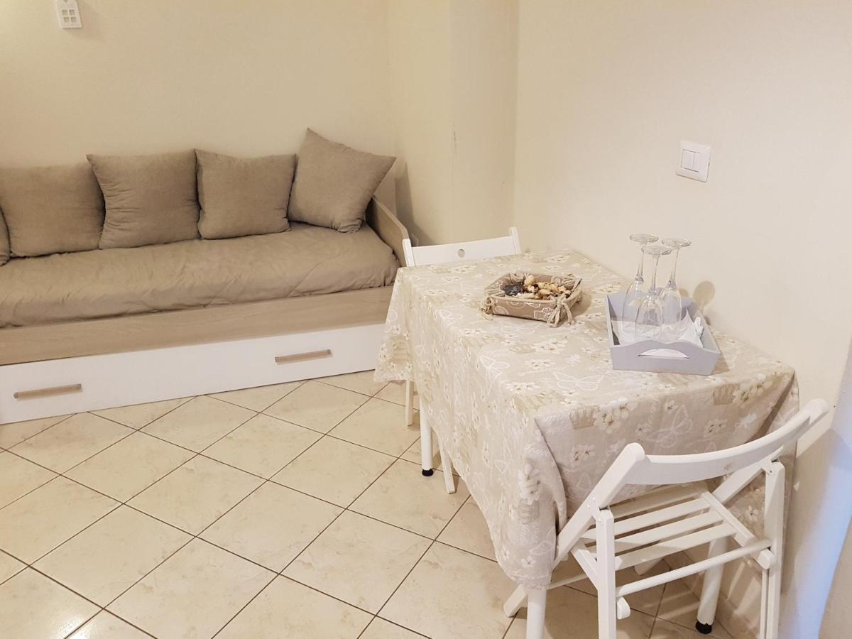 Philos - Appartements & Rooms Taranto Exterior foto