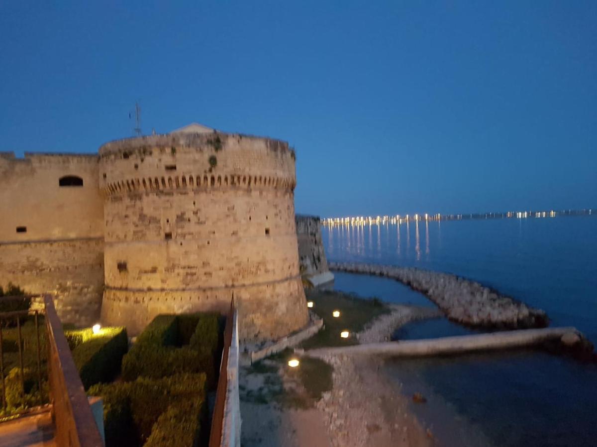 Philos - Appartements & Rooms Taranto Exterior foto