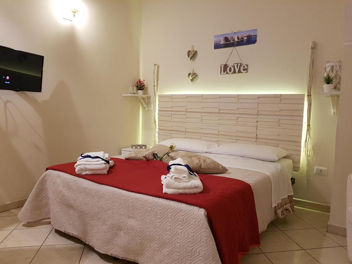 Philos - Appartements & Rooms Taranto Exterior foto