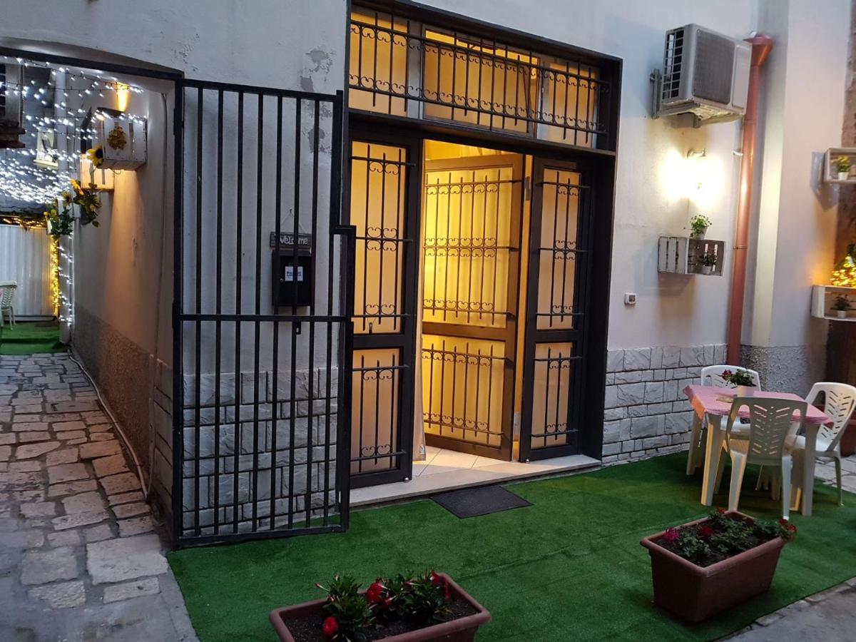 Philos - Appartements & Rooms Taranto Exterior foto